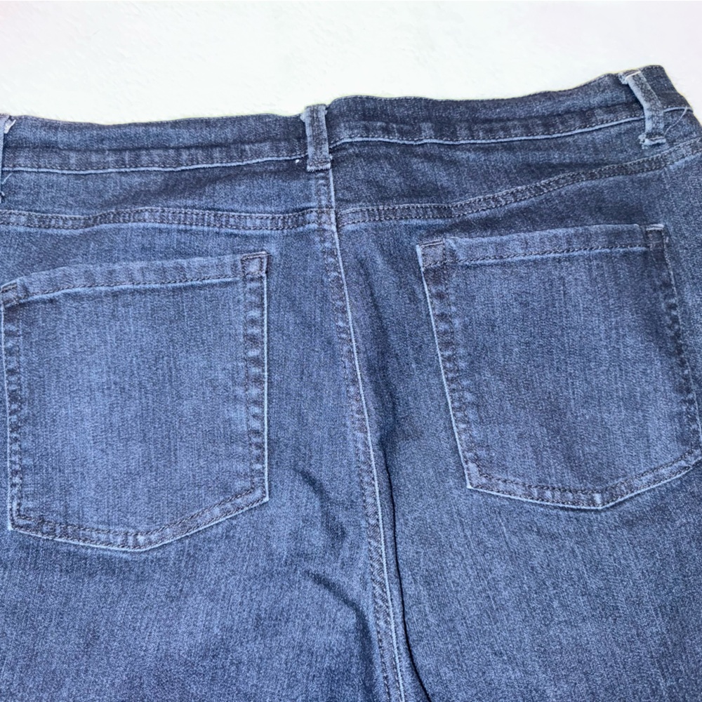 Gloria Vanderbilt Blue Denim Jeans - Picture 3 of 4